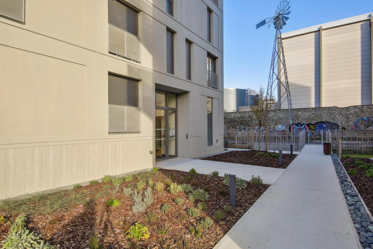 شقة إيفري سور سين  في Chic Apart With Balcony Near Paris المظهر الخارجي الصورة